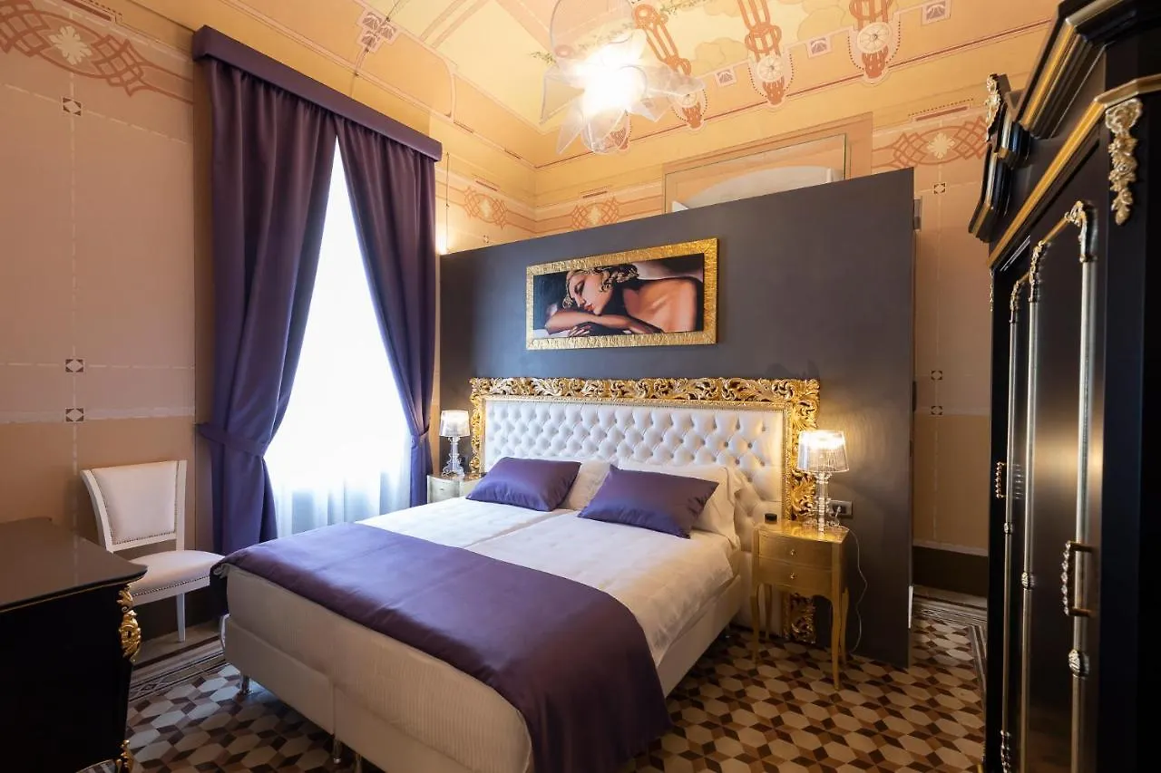 Konukevi Luxury Liberty House Otel Alghero İtalya