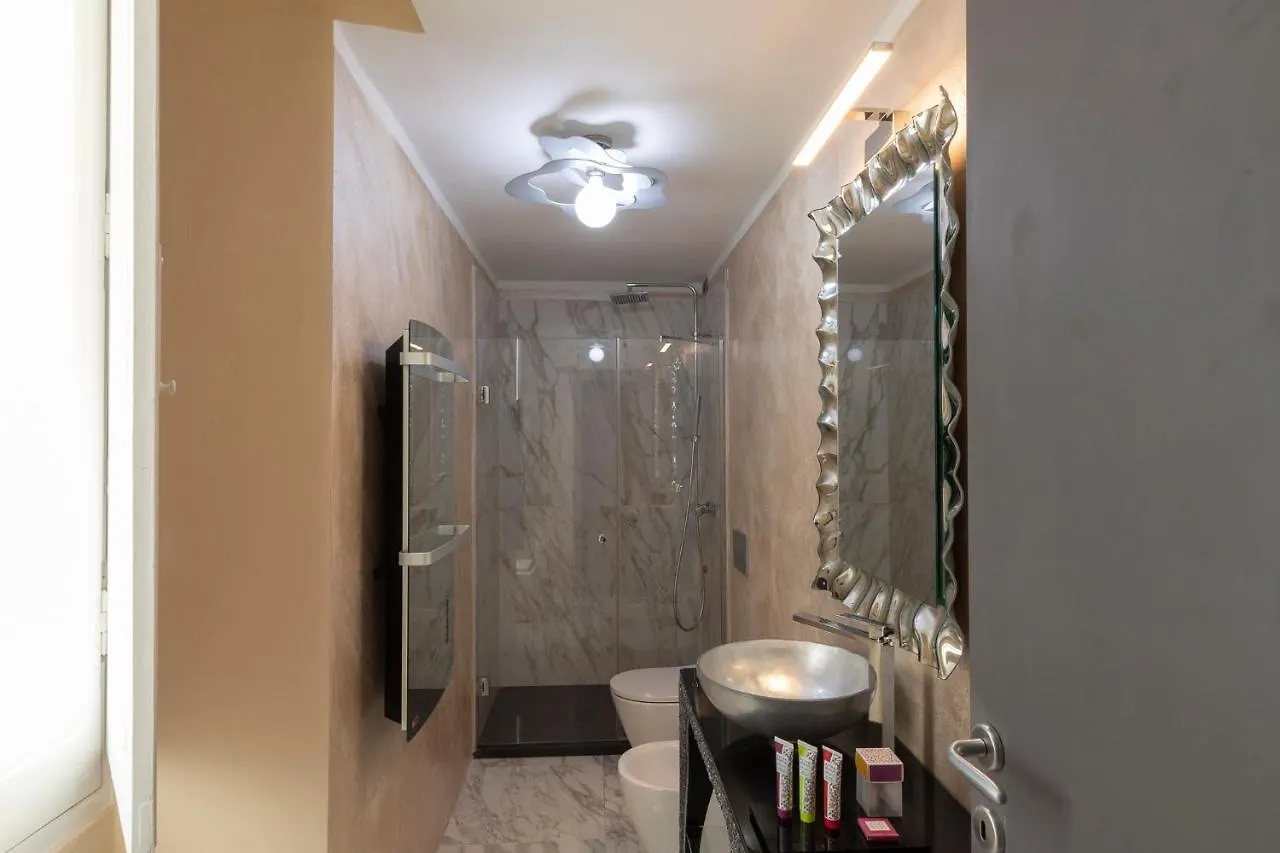 Luxury Liberty House Otel Alghero